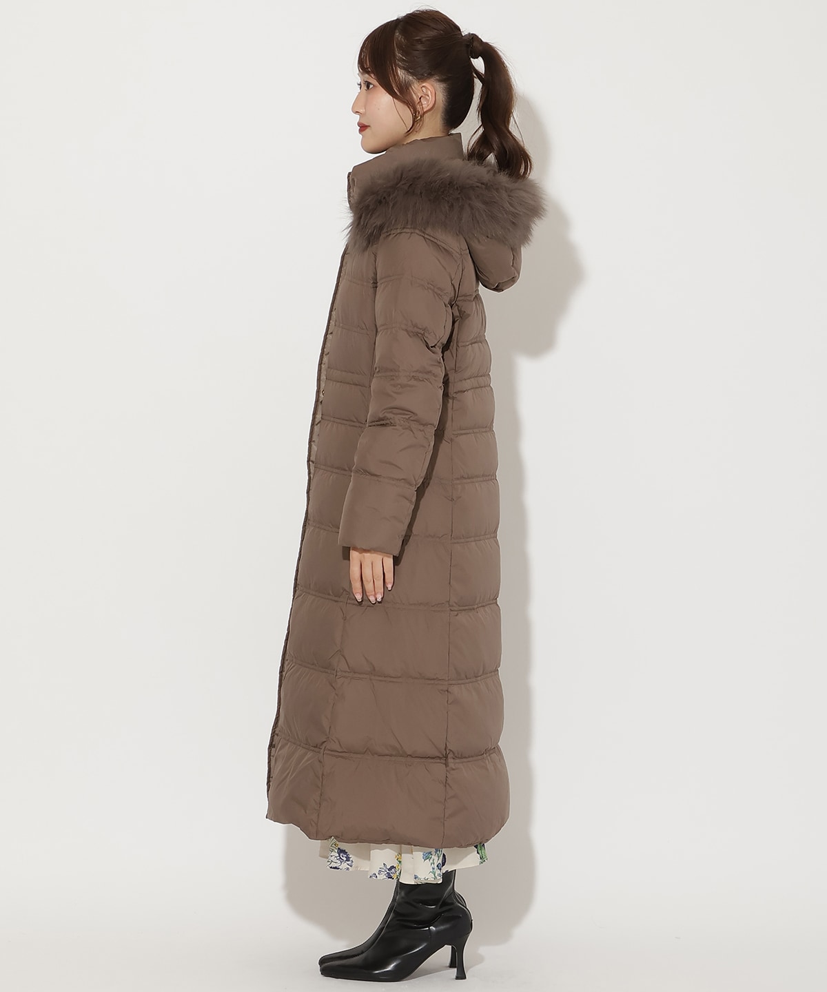 FOXファー付きスーパーロングダウン