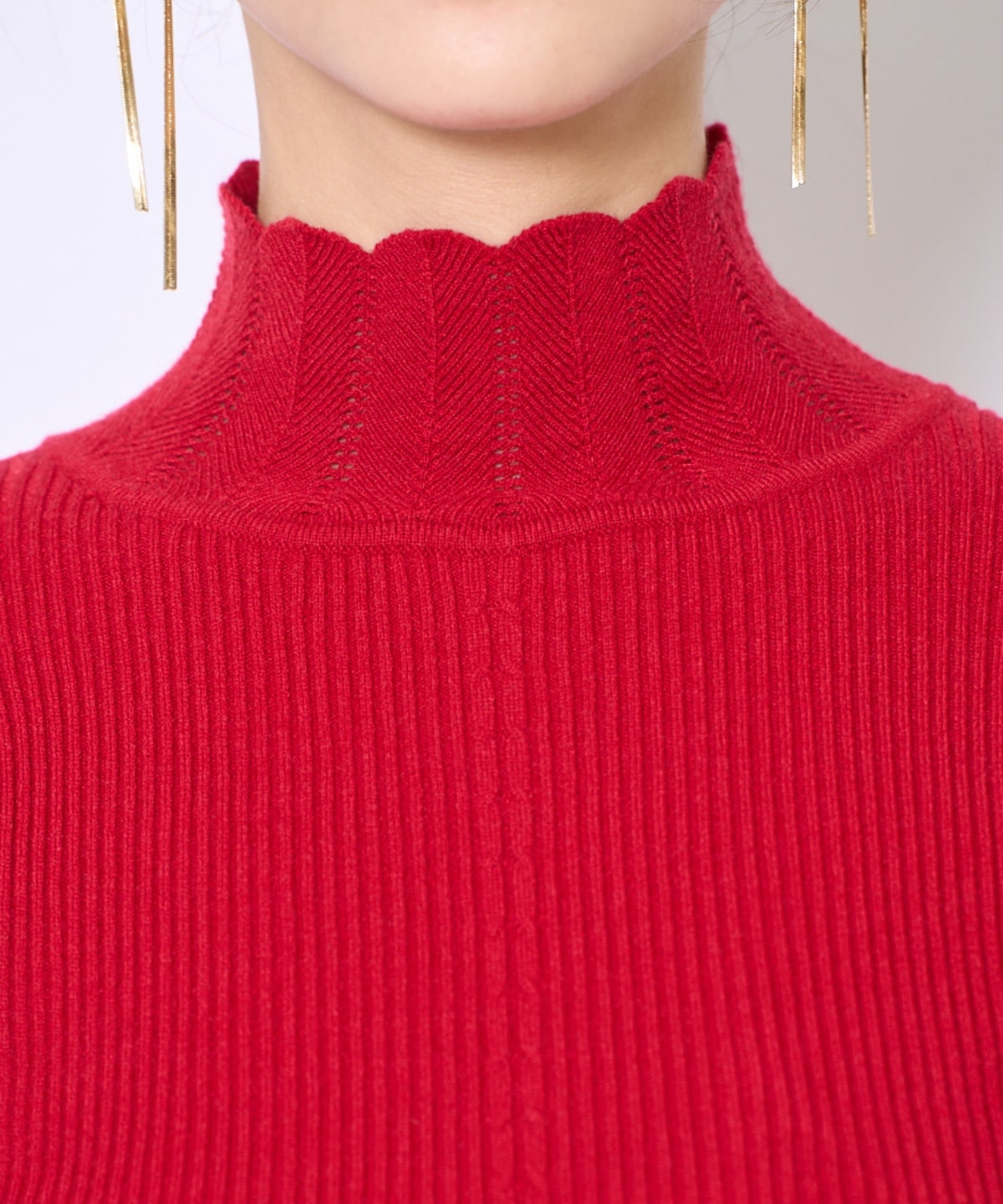 スカラハイネックニットプルオーバー