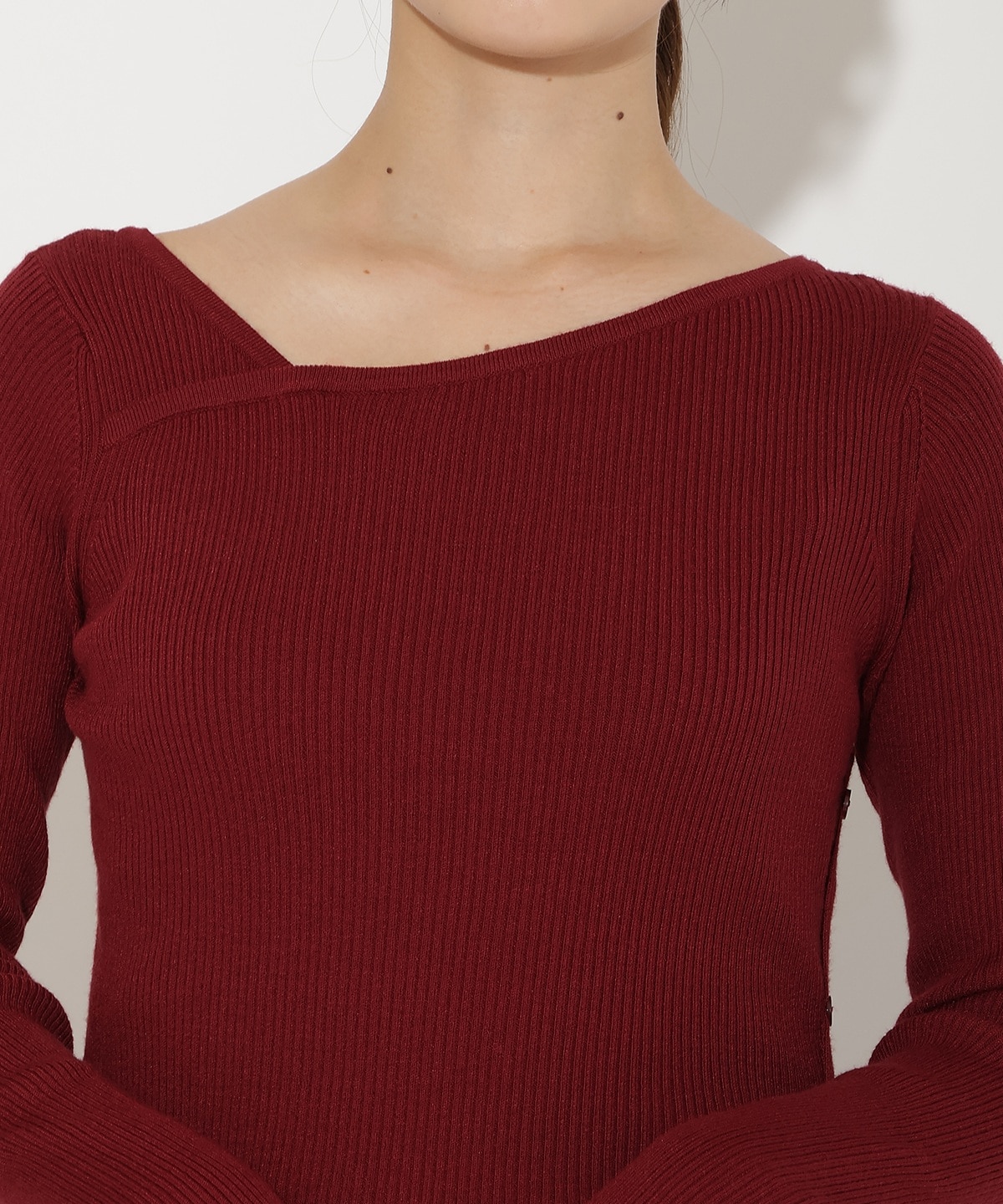 アシメＶネック長袖プルオーバー