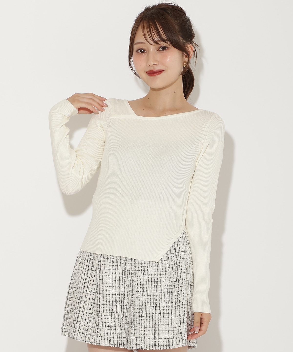 アシメＶネック長袖プルオーバー