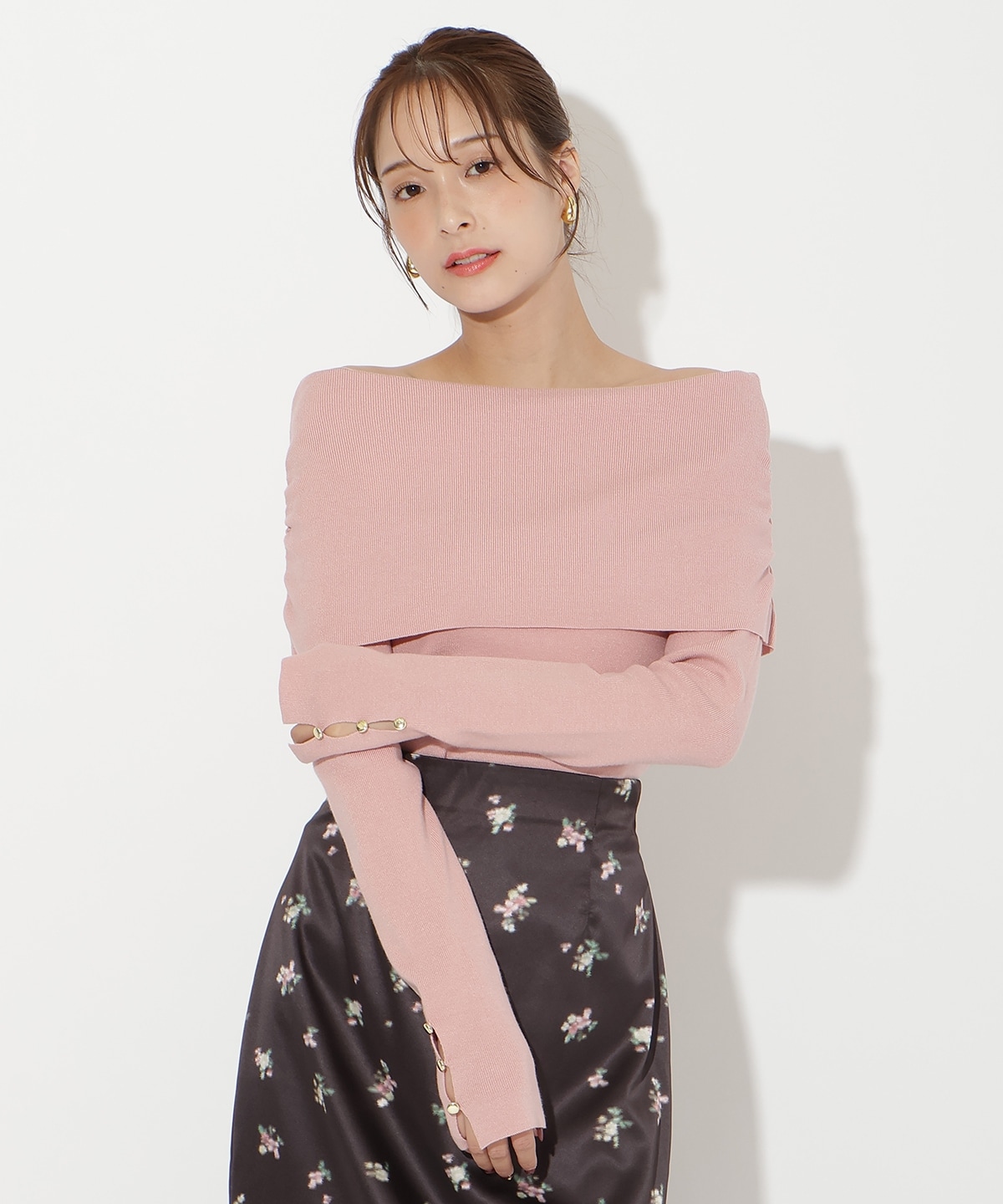 【先行予約受付中】オフショルプルオーバー