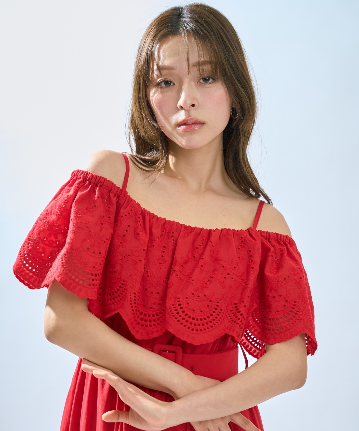 レースオフショルティアードワンピース