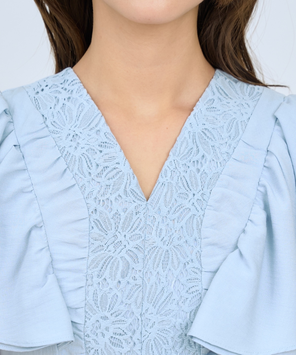 【先行予約受付中】Vネック襟レースティアードワンピース