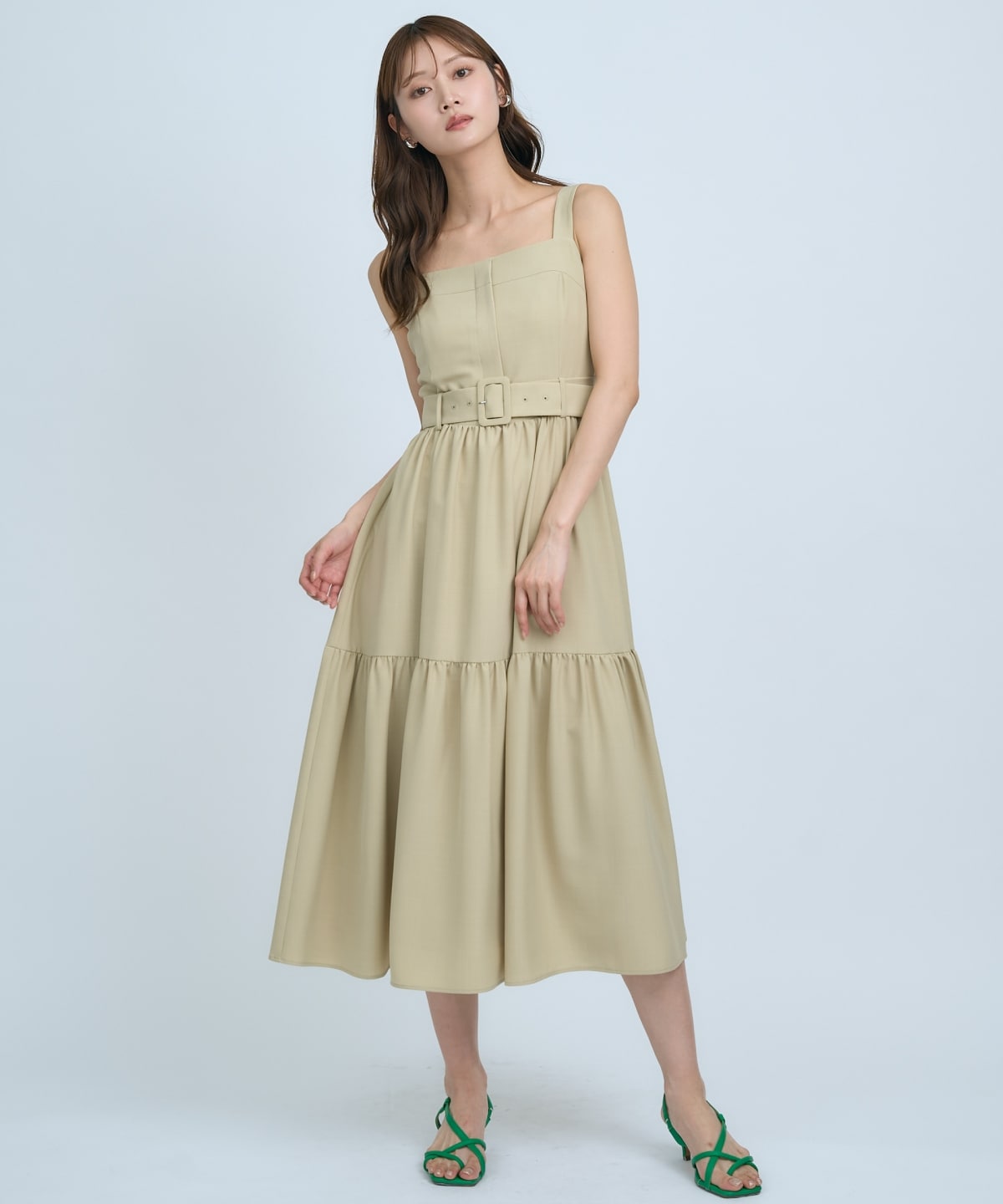 テーラードジレ×ティアードキャミワンピース