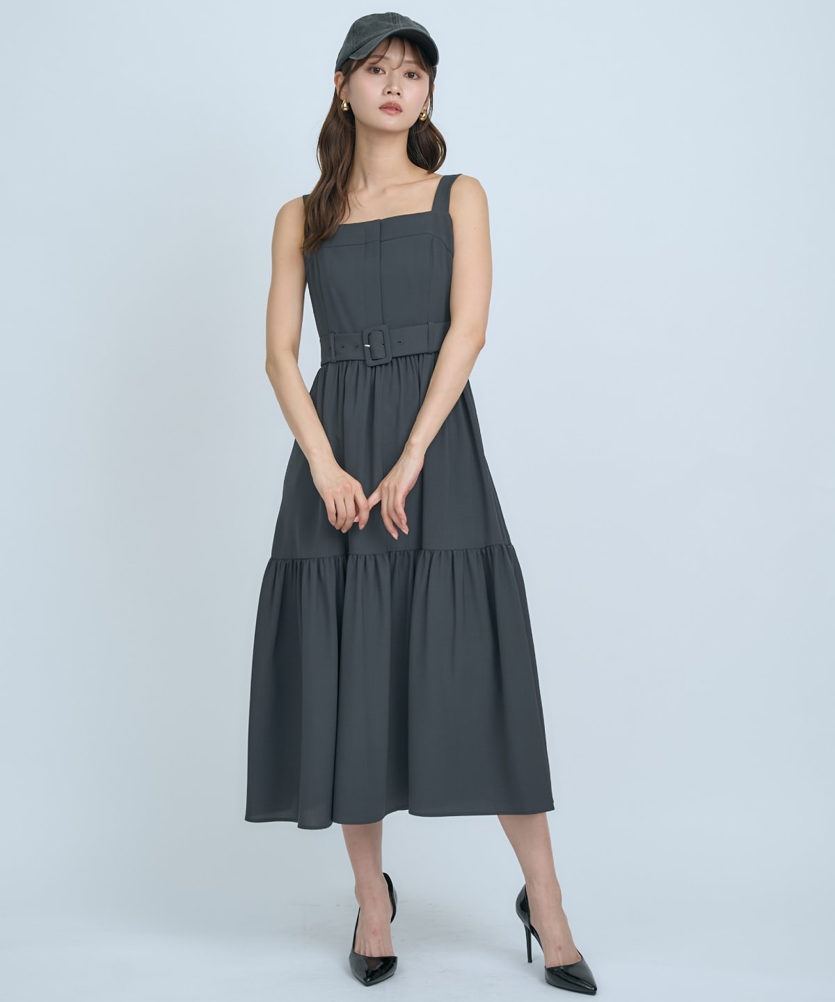 テーラードジレ×ティアードキャミワンピース
