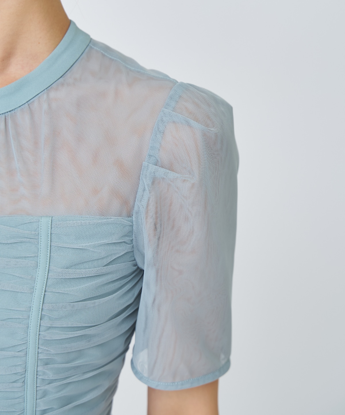 チュールギャザードレス