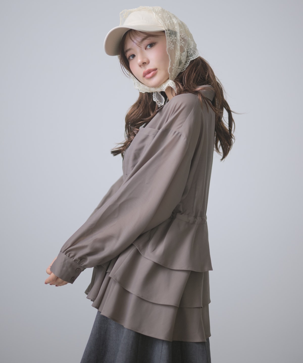 ウエストドロストペプラムシャツ