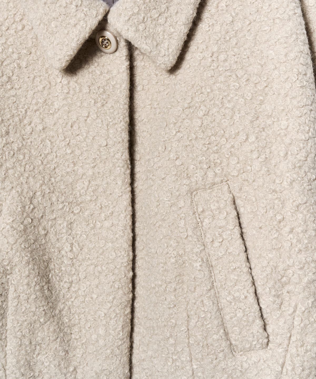 ブークレショートコート