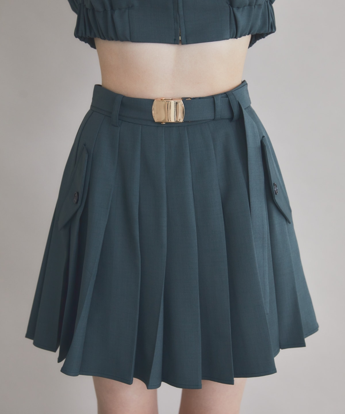 【セットアップ可能】ベルト付きプリーツショートスカート