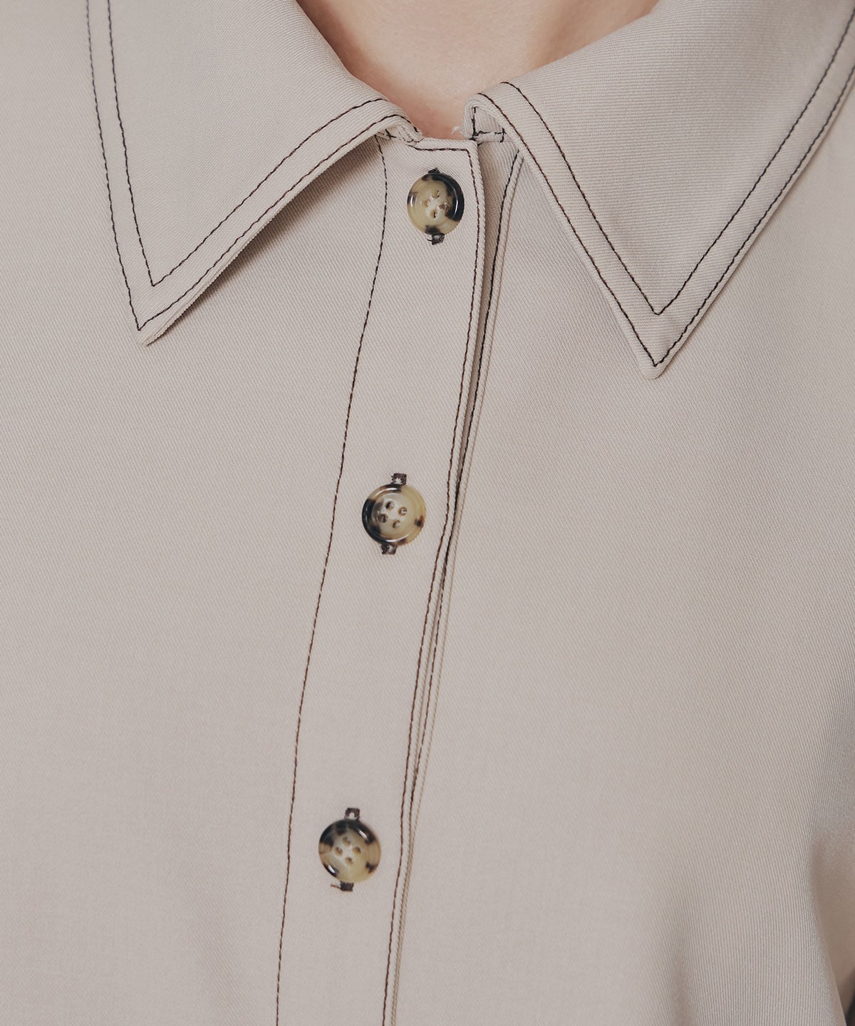 レイヤードデザインバイカラーステッチミニシャツワンピース