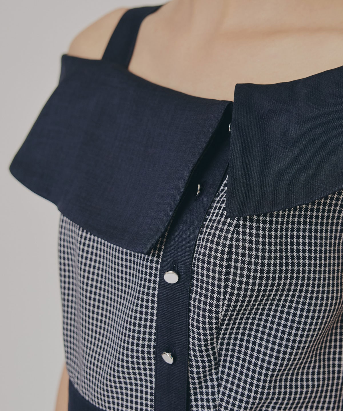 バイカラーアシメショルダーワンピース