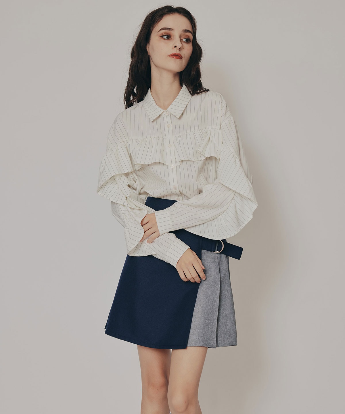フリルラインストライプブラウス