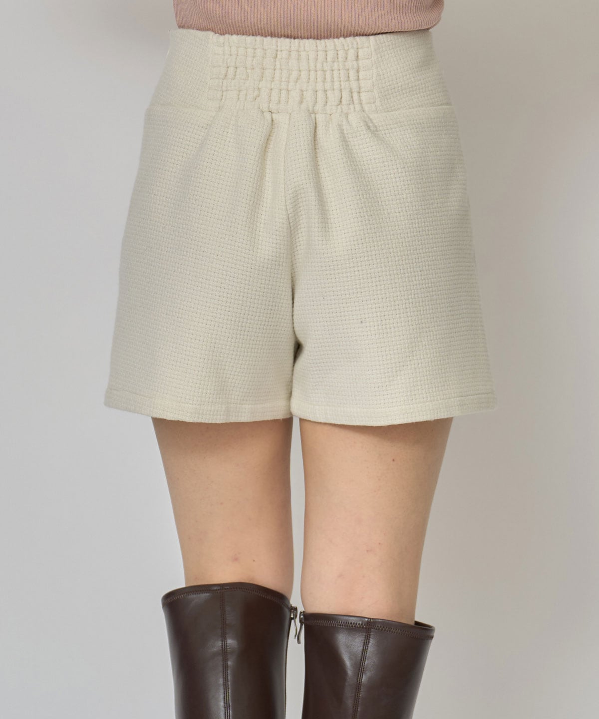 ハイウエストマルチボタンショートパンツ