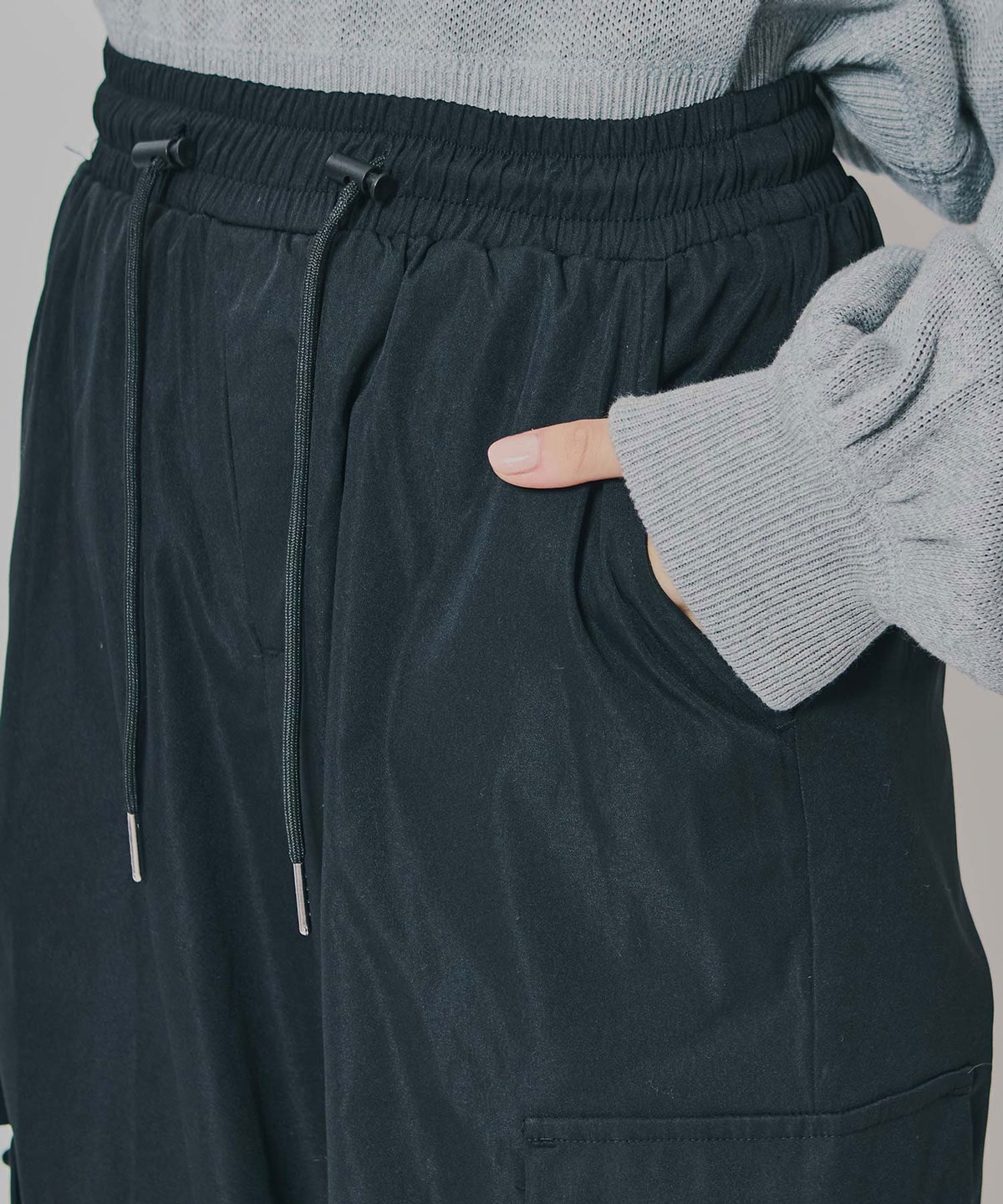 タブポケットカーゴパンツ