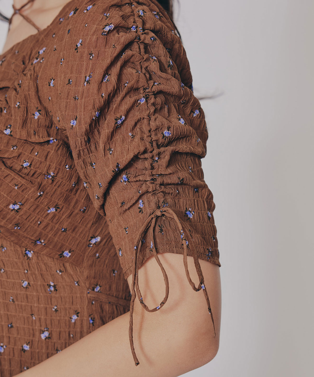 ミニフラワーイレヘムロングワンピース