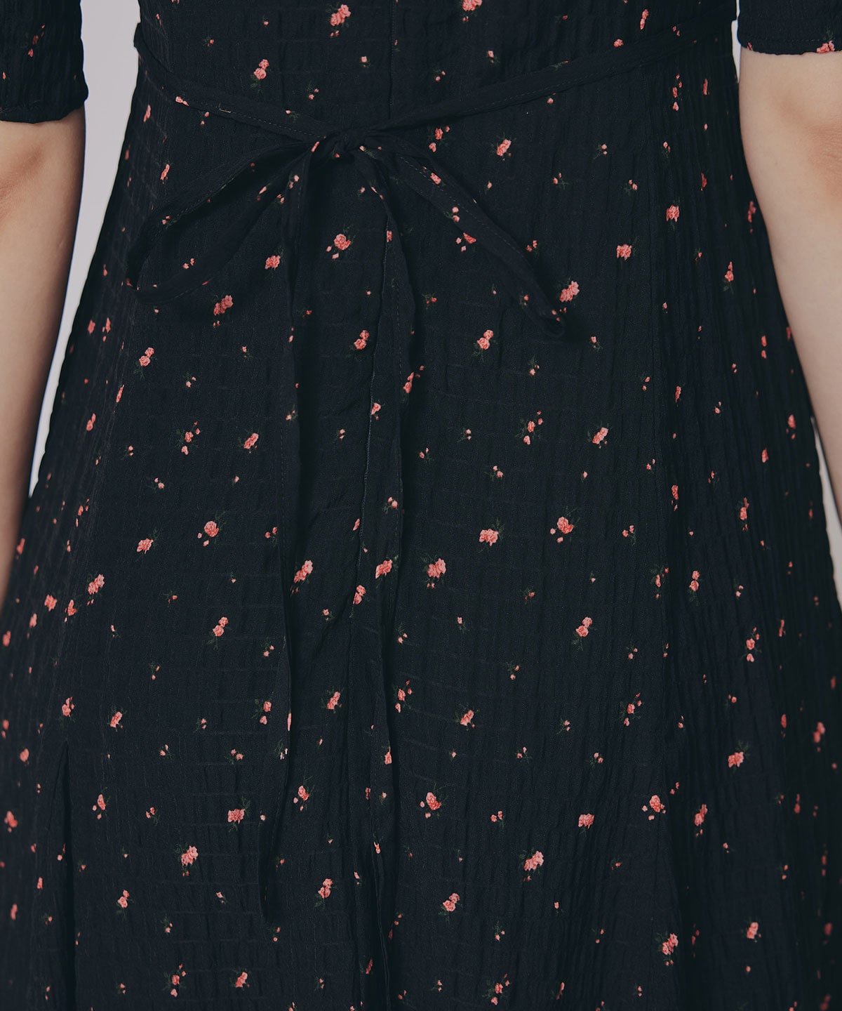 ミニフラワーイレヘムロングワンピース