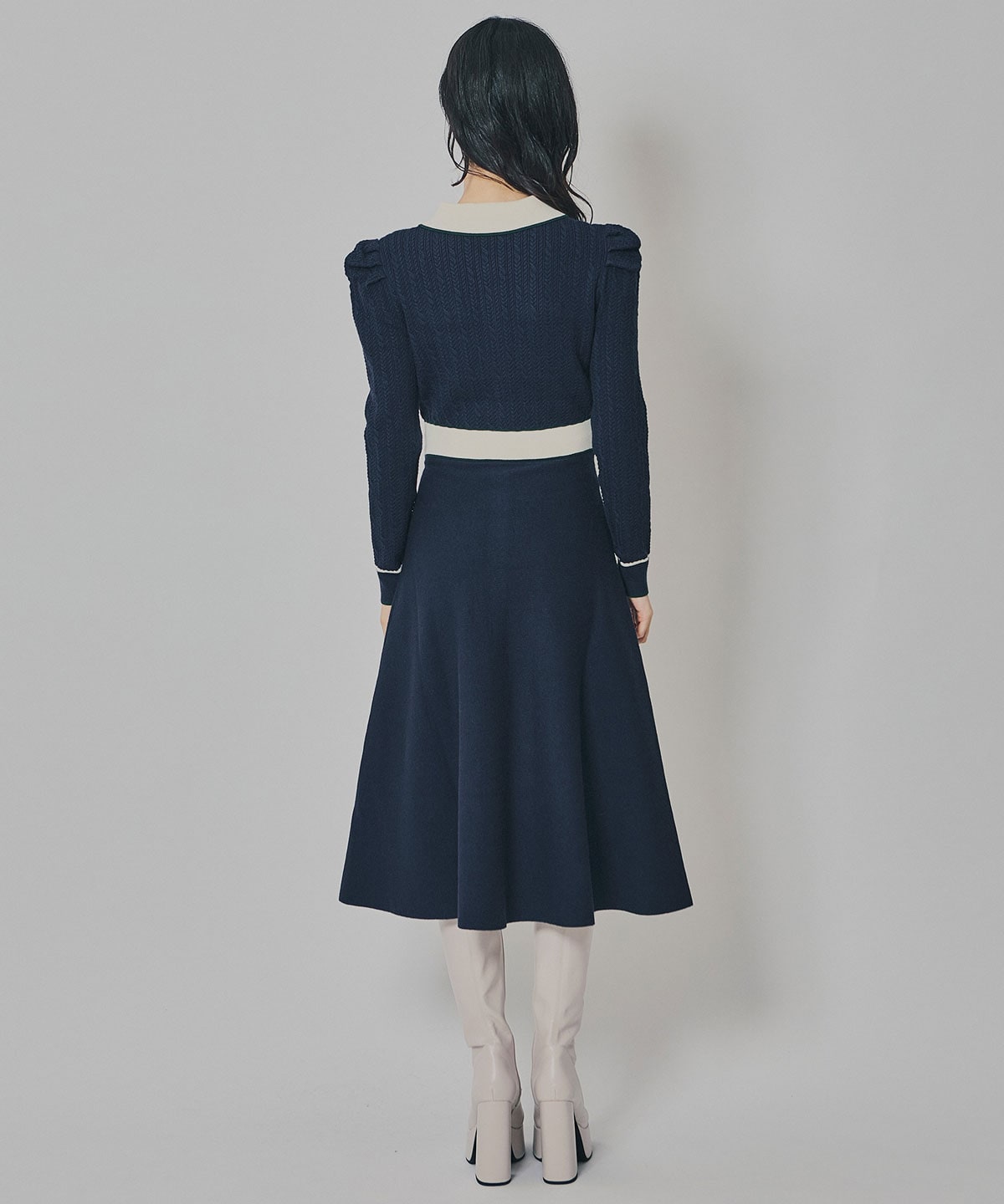 マルチケーブルバイカラーニットワンピース