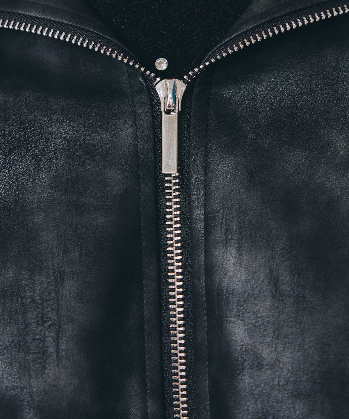 ヴィンテージライクレザーフーディブルゾン