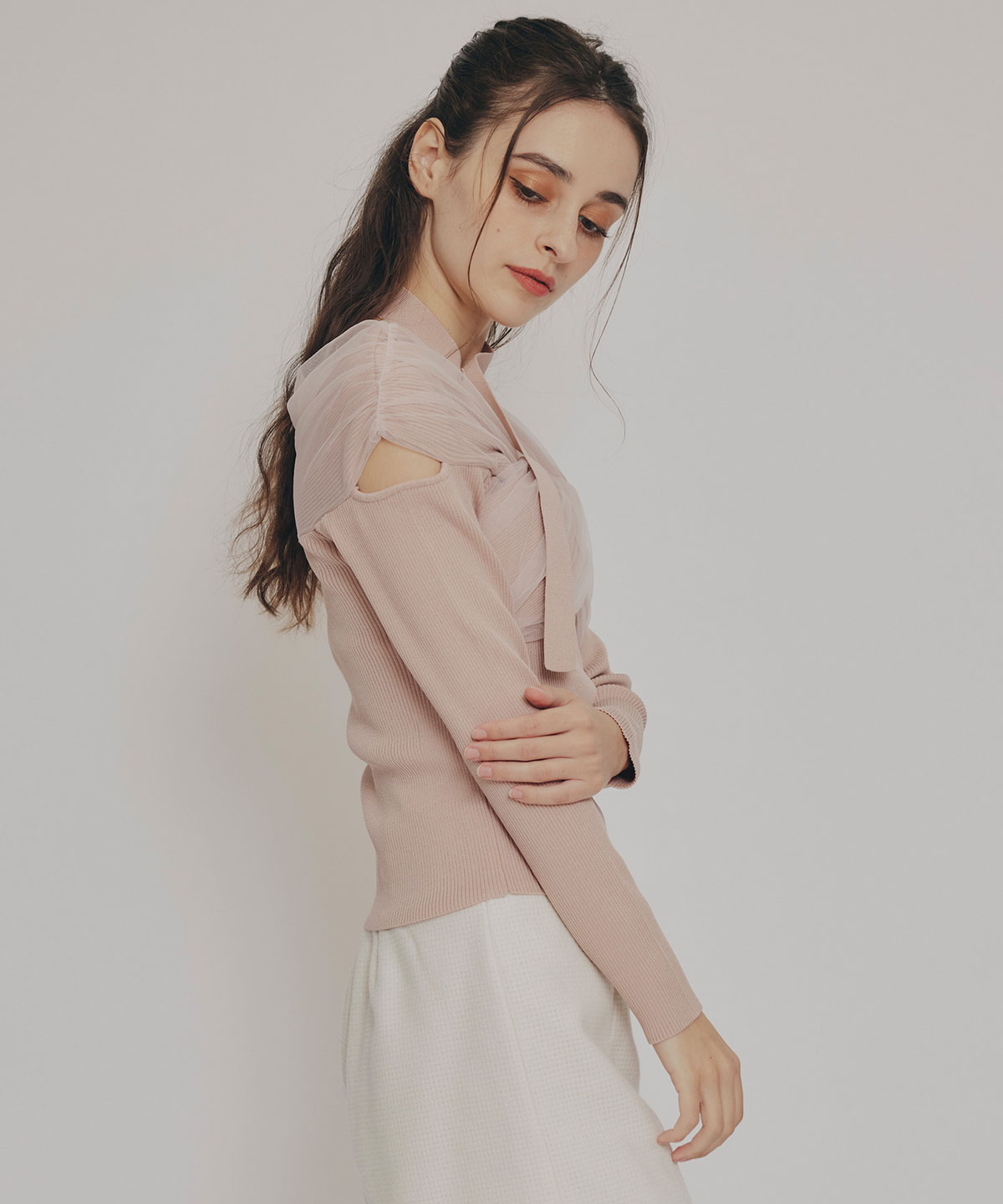 チョーカークロスチュールニットトップス