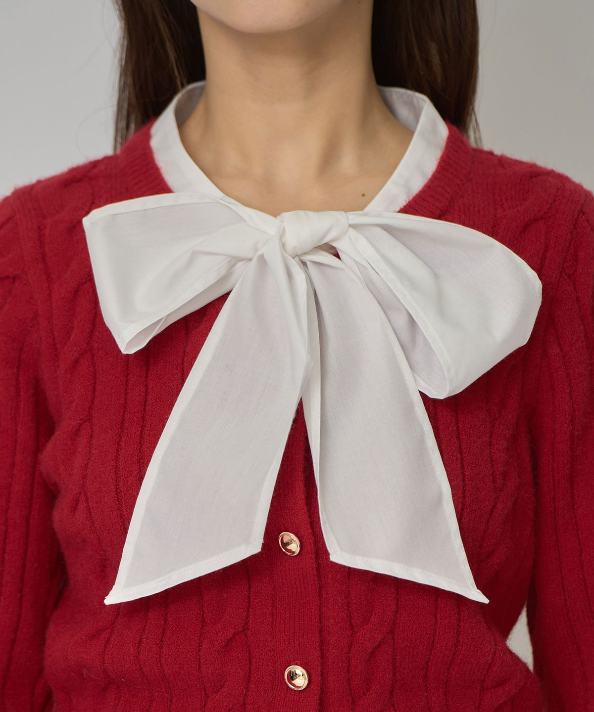 ボウタイケーブルニットプルオーバー