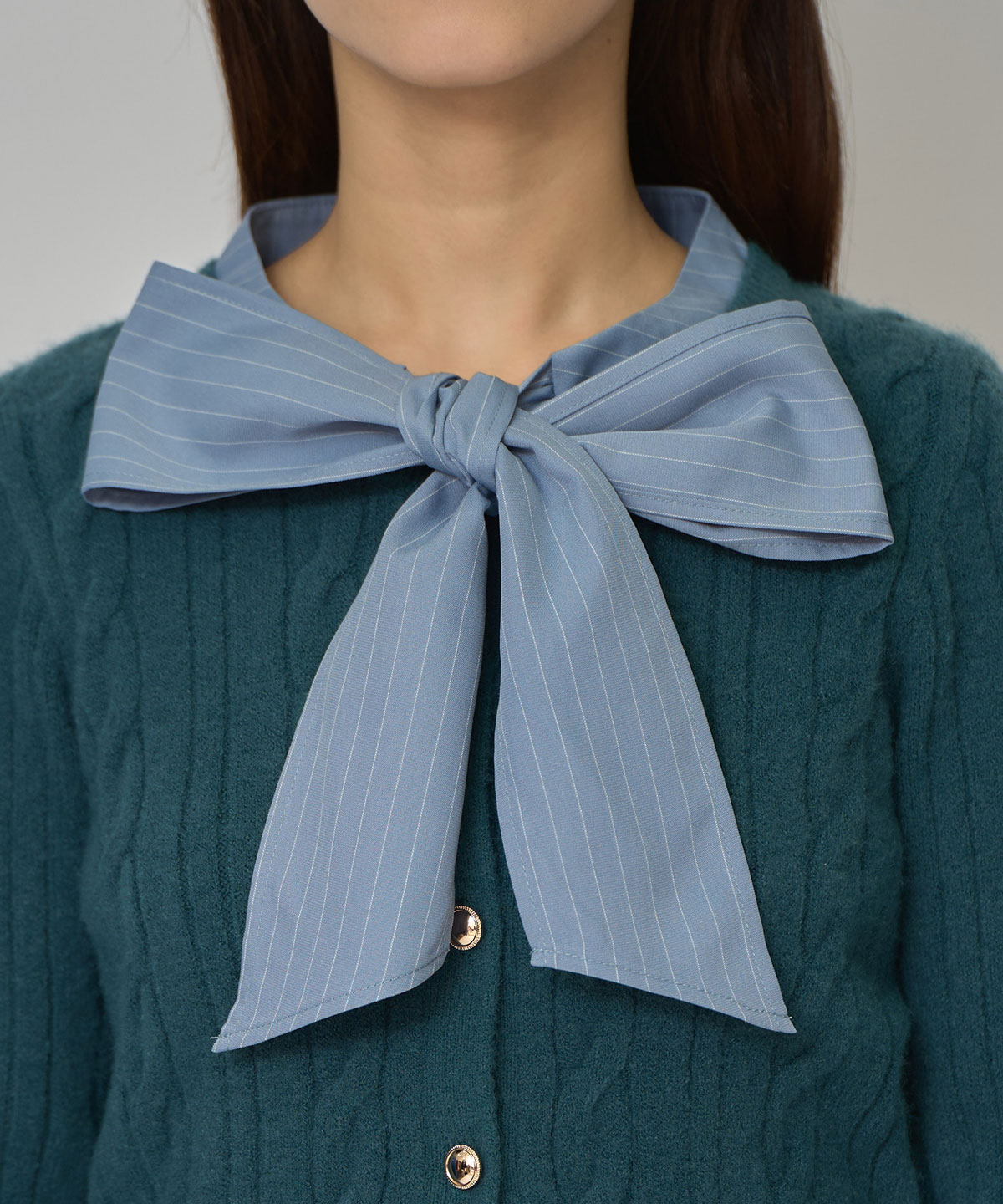 ボウタイケーブルニットプルオーバー