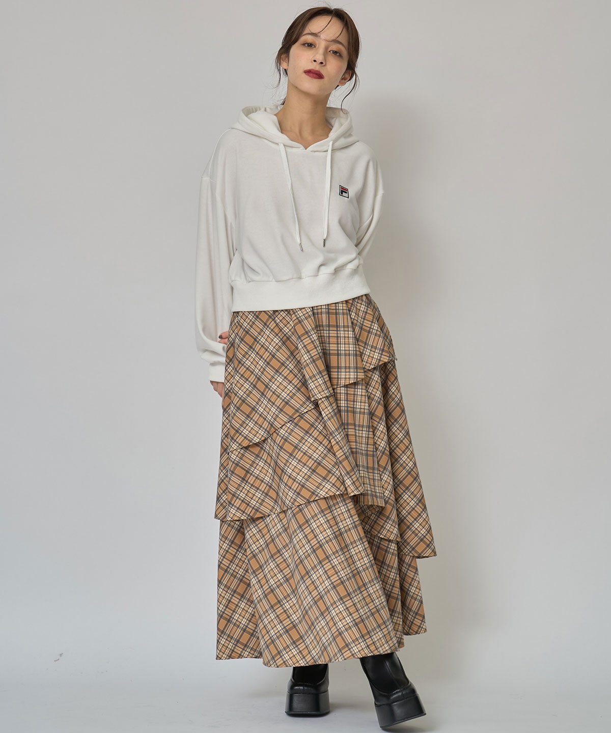 ［FILA×REDYAZEL］サガラロゴコンパクトフーディ