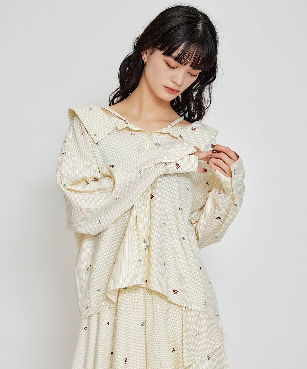 【セットアップ可能】REDYAZELアルファベットロゴ刺繍2WAYシャツブラウス