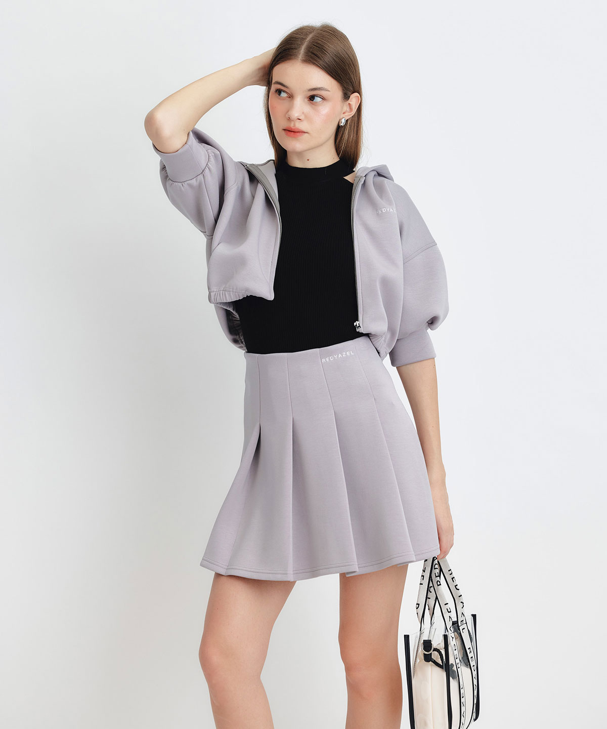 ダンボールプリーツミニスカート