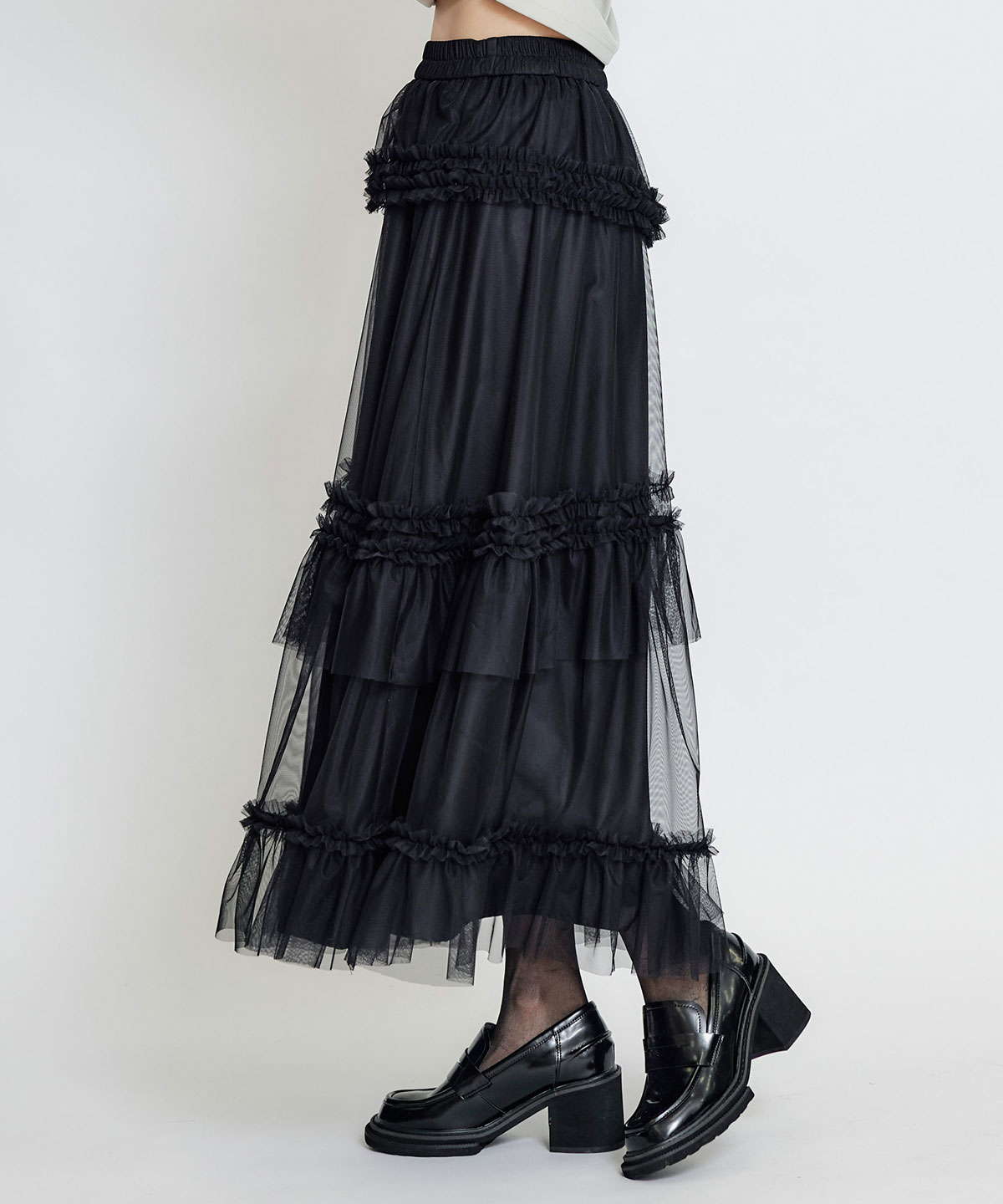 ソフトチュールフリルロングスカート