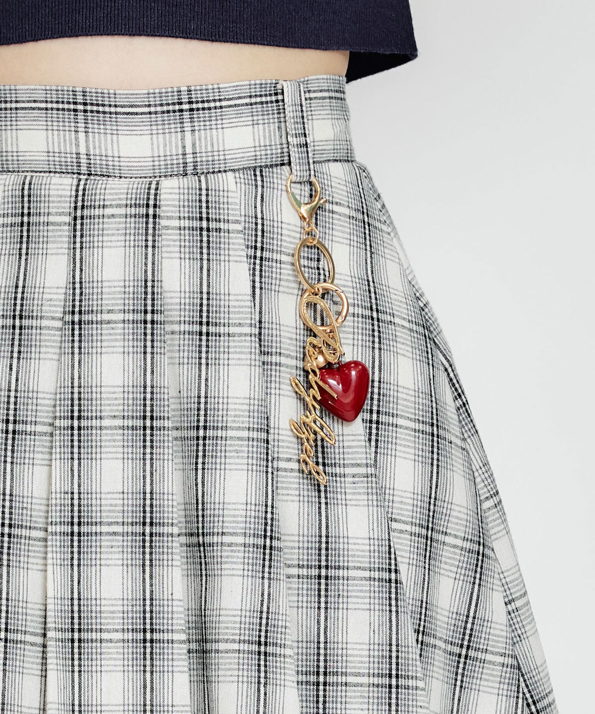 REDYAZEL×ハートチャームプリーツミニスカート