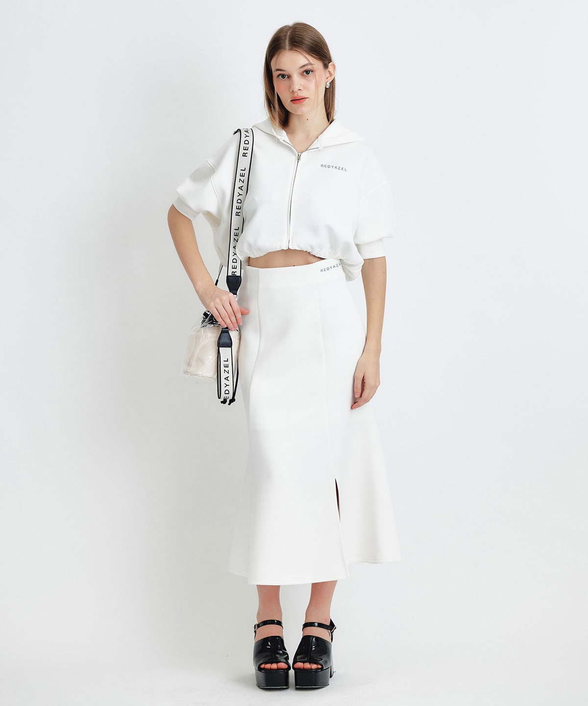 ダンボールセミマーメイドスリットロングスカート