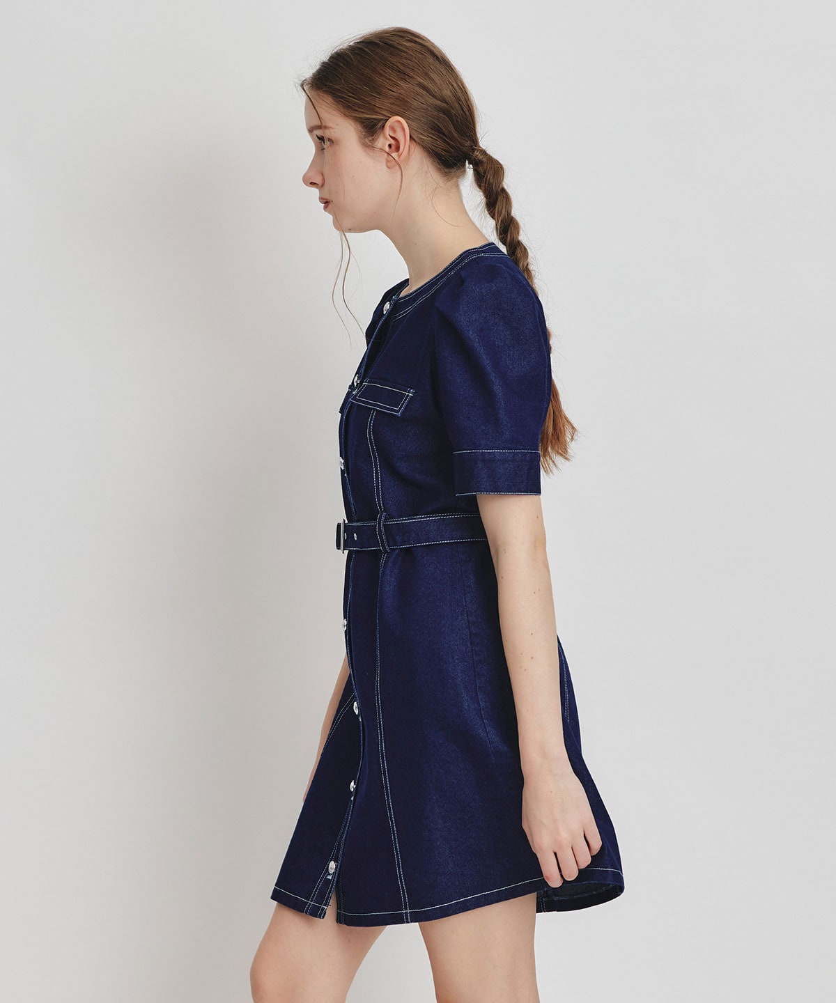 バイカラーステッチノーカラーデニムフレアミニワンピース