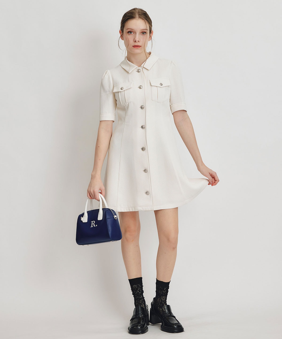 エンブレムボタンワッフルミニシャツワンピース