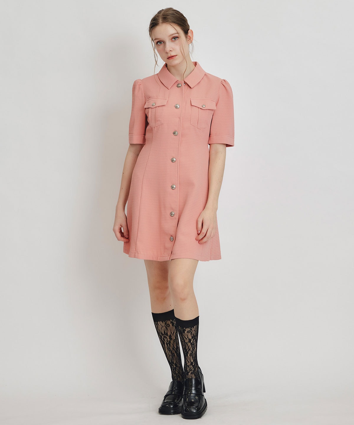 エンブレムボタンワッフルミニシャツワンピース