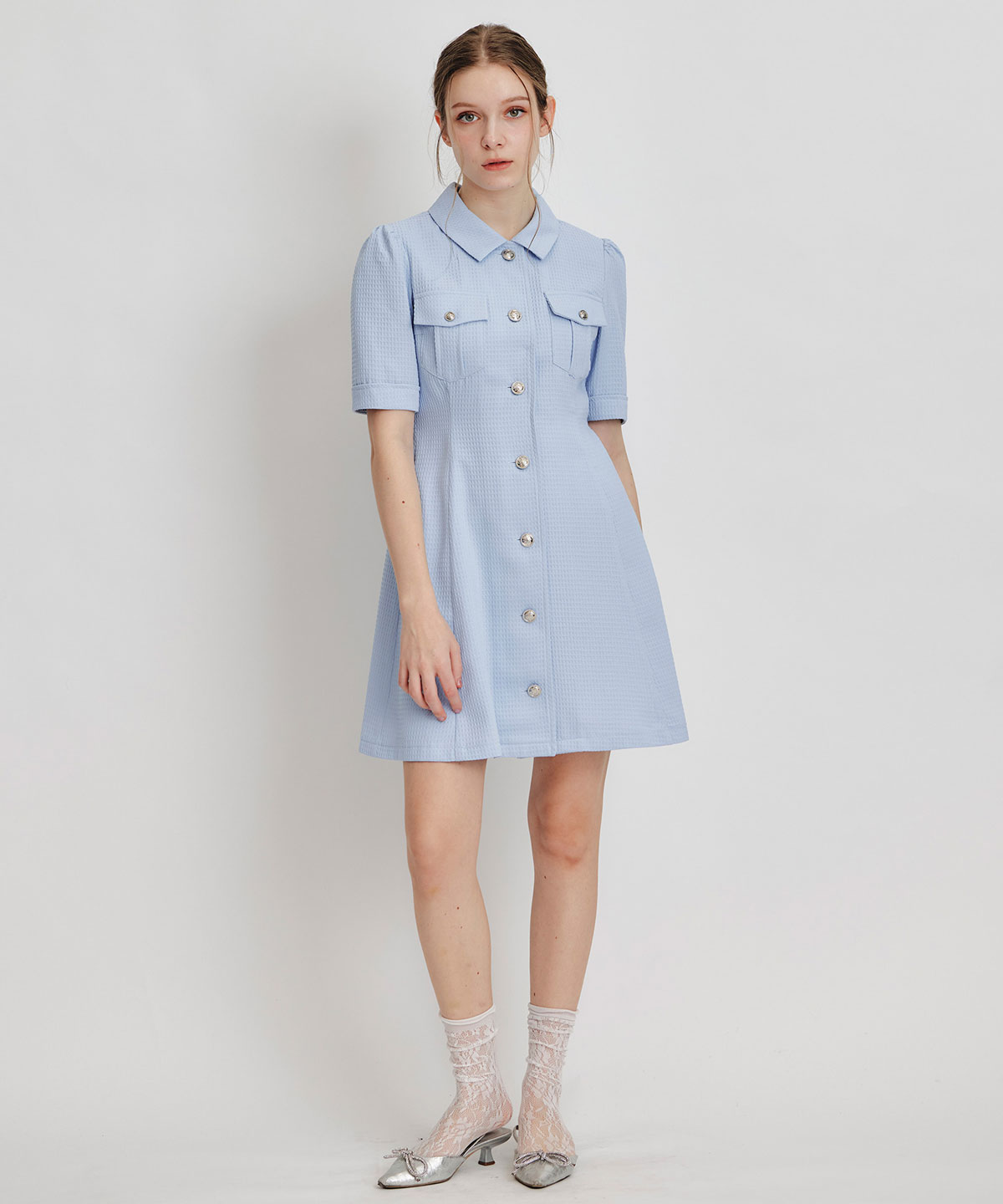エンブレムボタンワッフルミニシャツワンピース