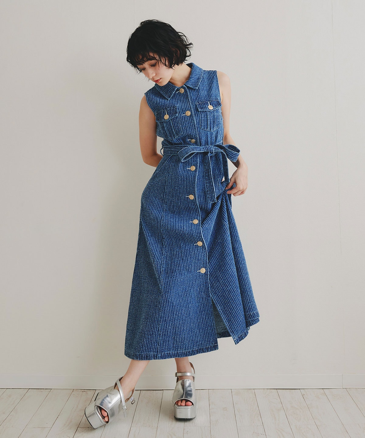 レーザーカットデニムロングシャツワンピース