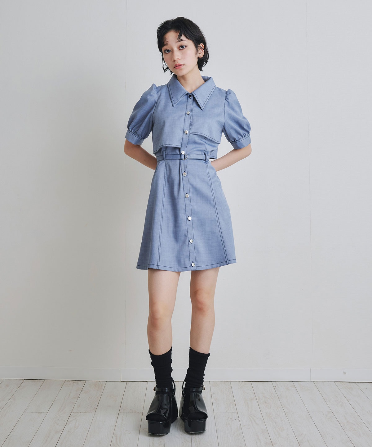 ステッチバイカラーレイヤードフレアミニワンピース