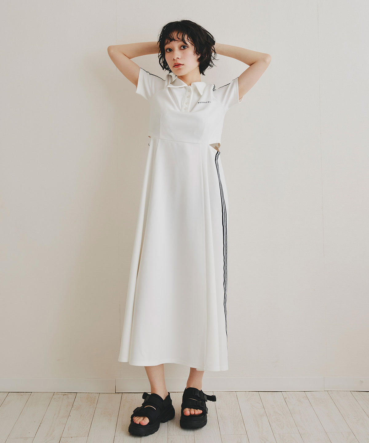 ライン2WAYサイドカットロングフレアワンピース