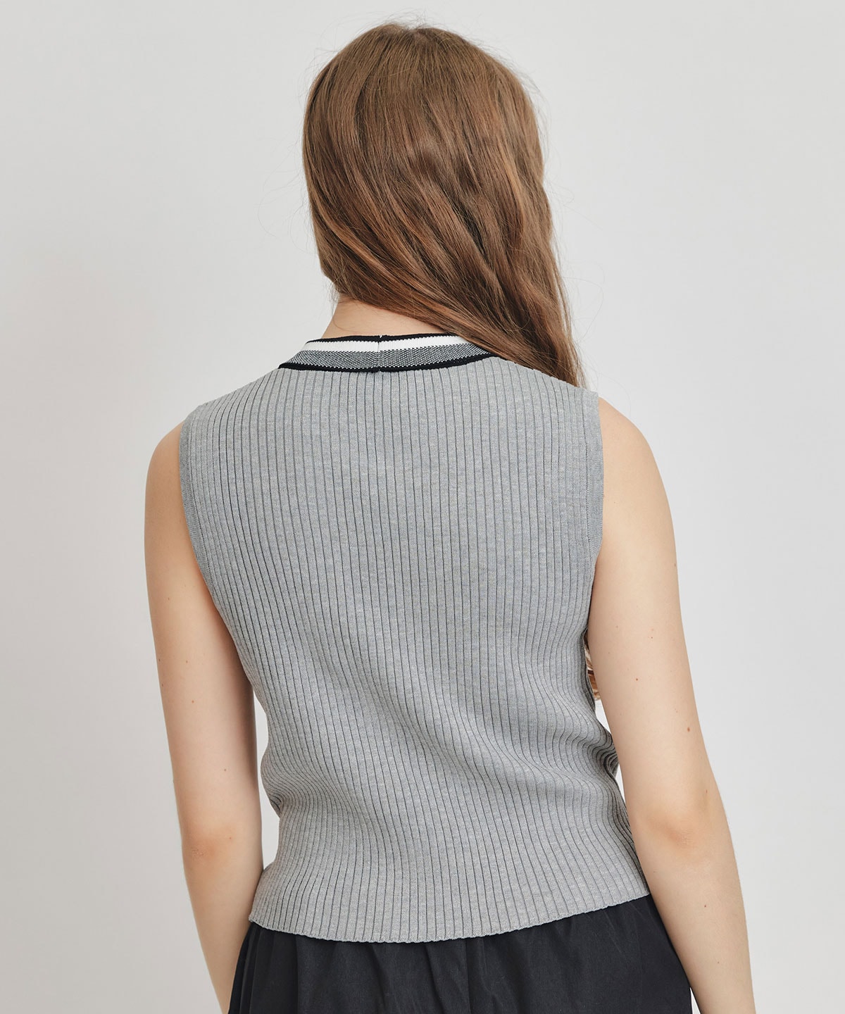 ストライプリボンタイノースリーブリブニット