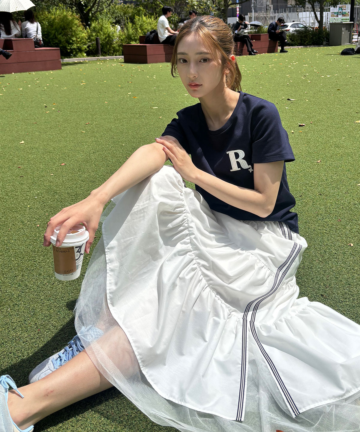 ビジューRチャームTシャツ