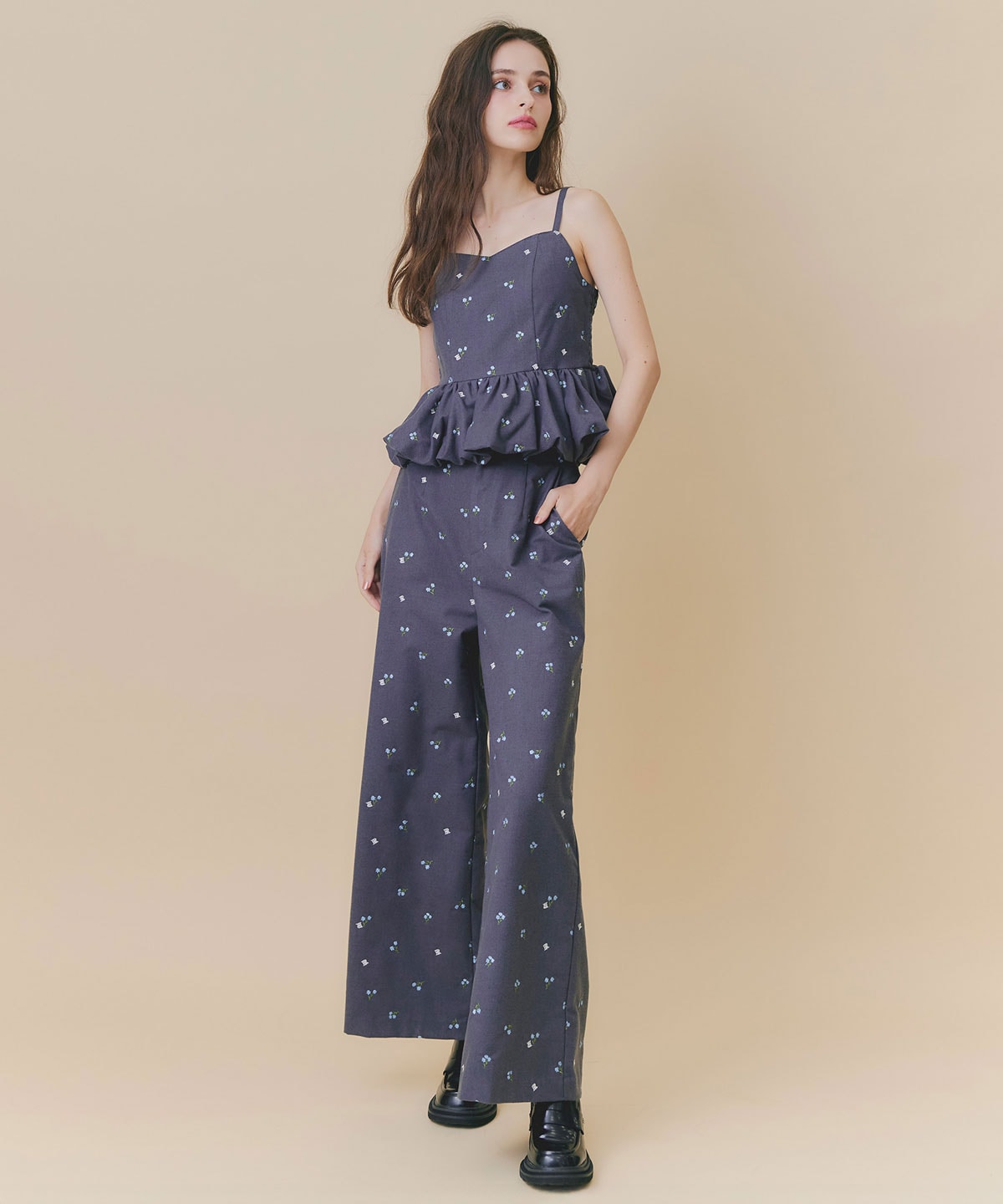 【Fleur monogram Series】フルールモノグラムエンブロイダリーバルーンペプラムビスチェ