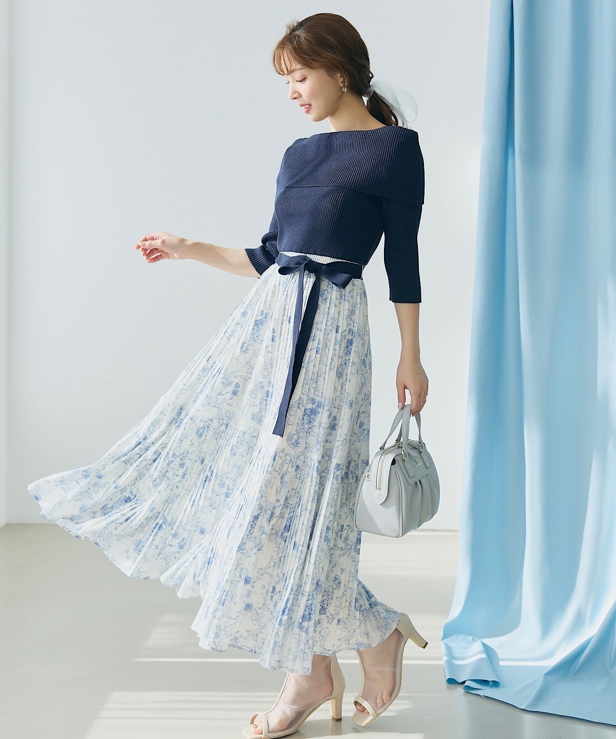 オフショルニットドッキングプリーツワンピース