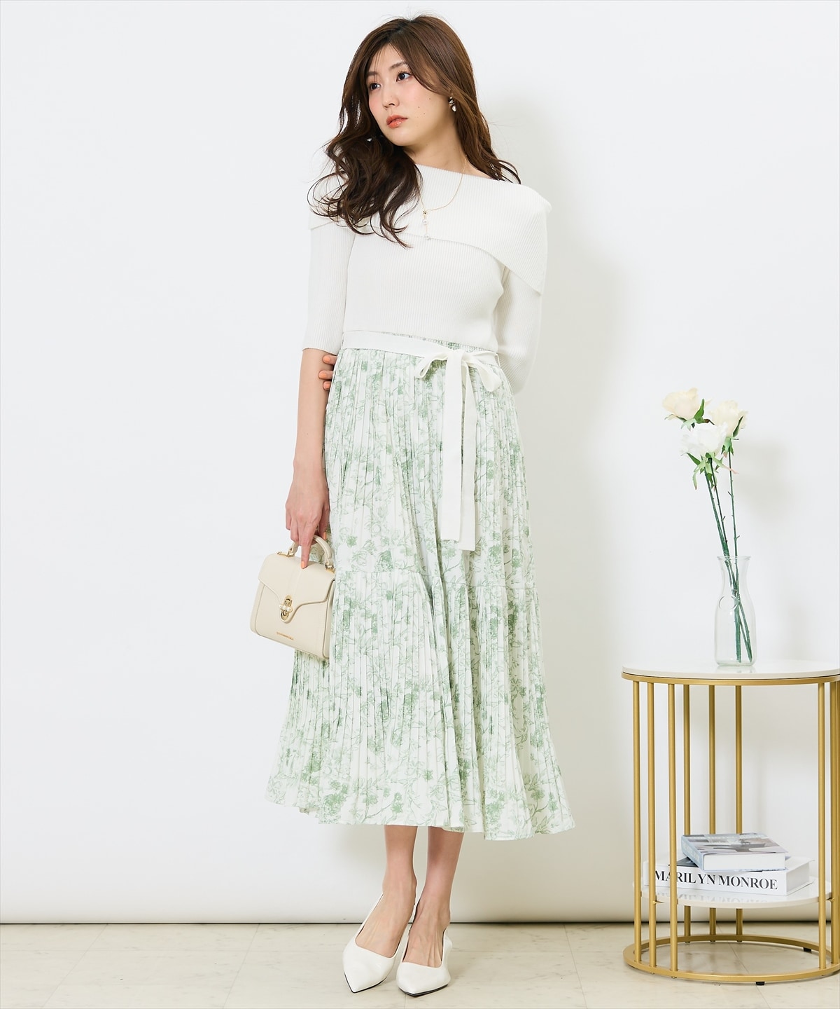 オフショルニットドッキングプリーツワンピース