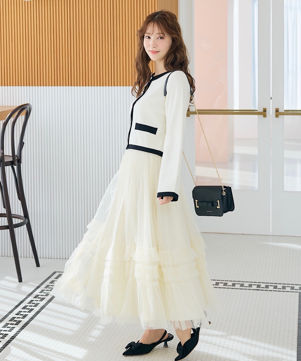 バイカラーマルチボタンニットジャケット