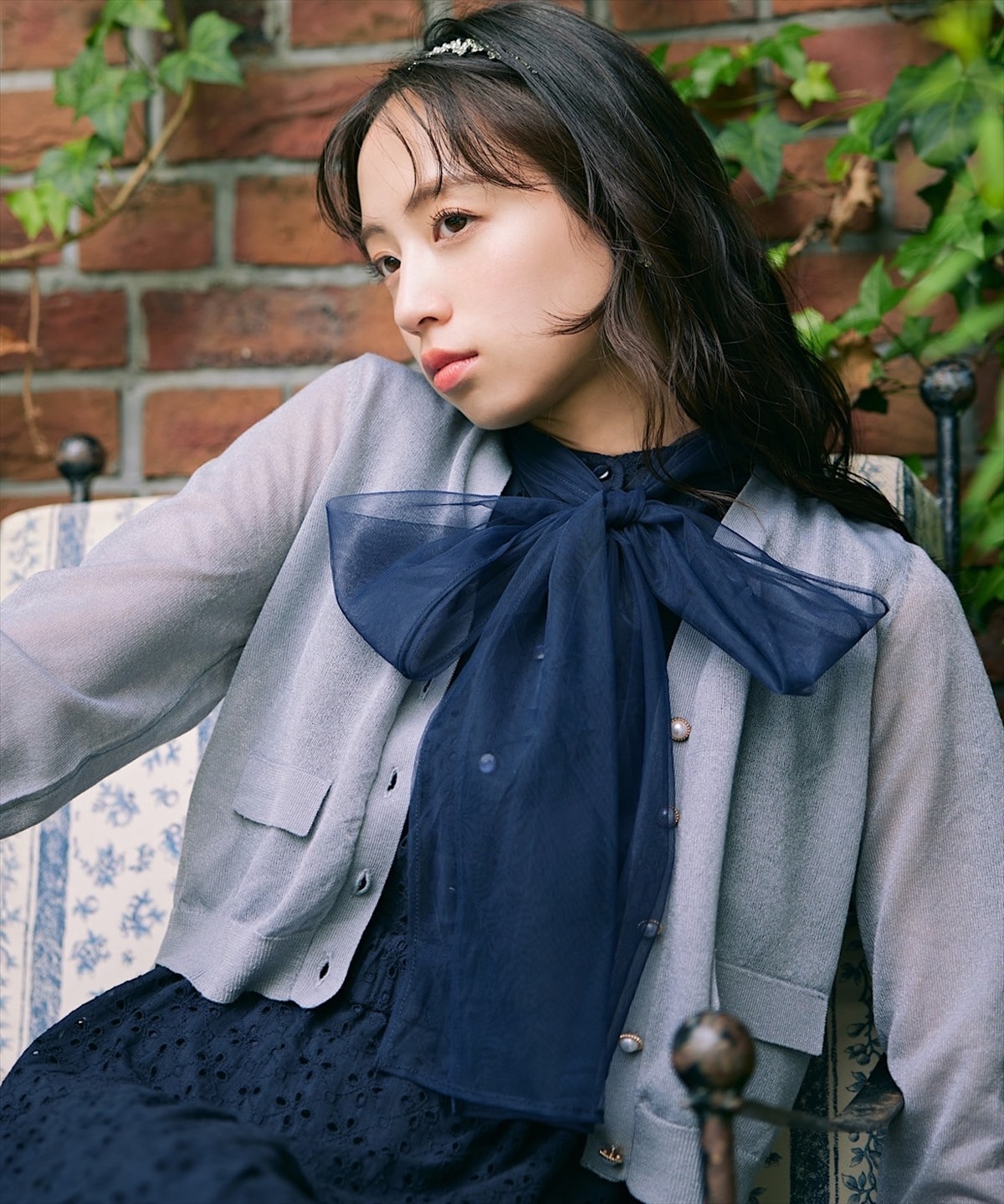 Vネックラメシアーフラップニットカーディガン