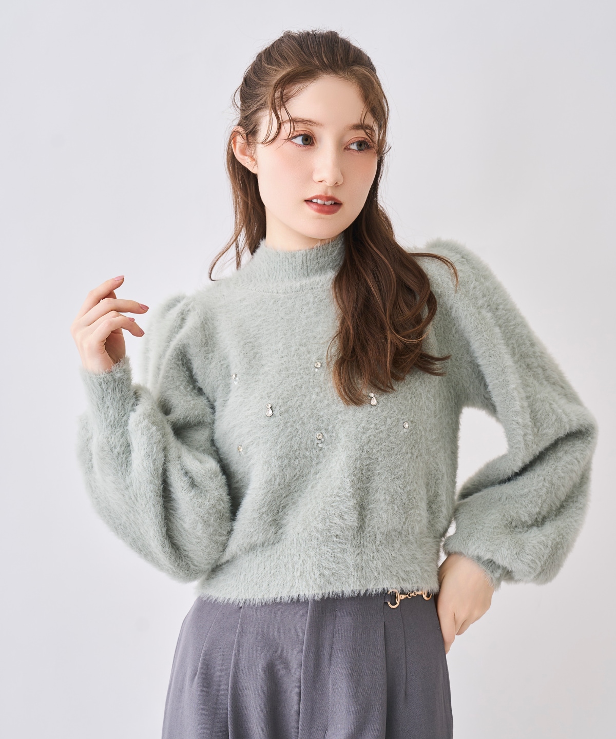 【NEW YEAR SPECIAL ITEM】ビジューハイネックシャギーニット