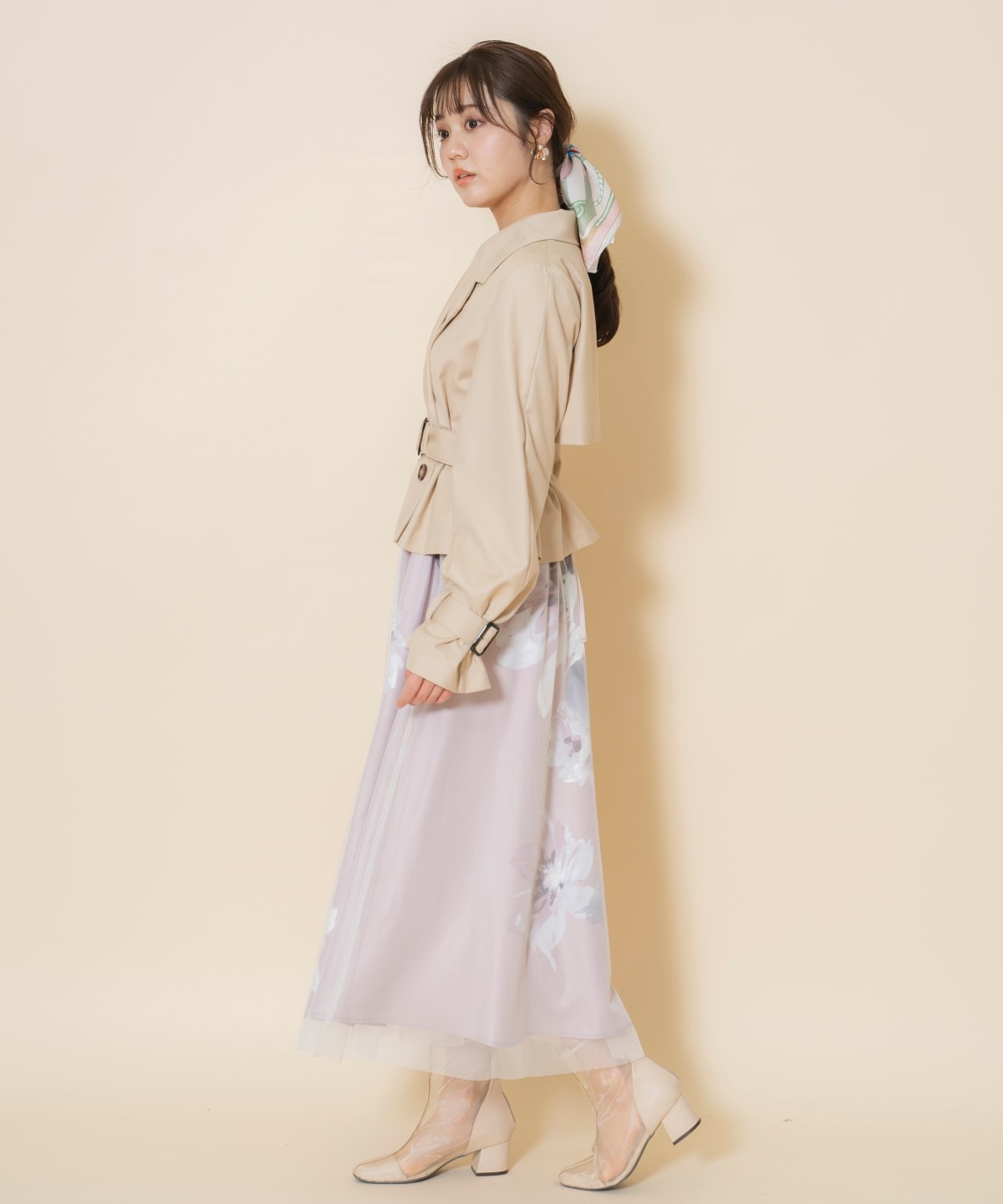 ギャザー袖ショートトレンチ