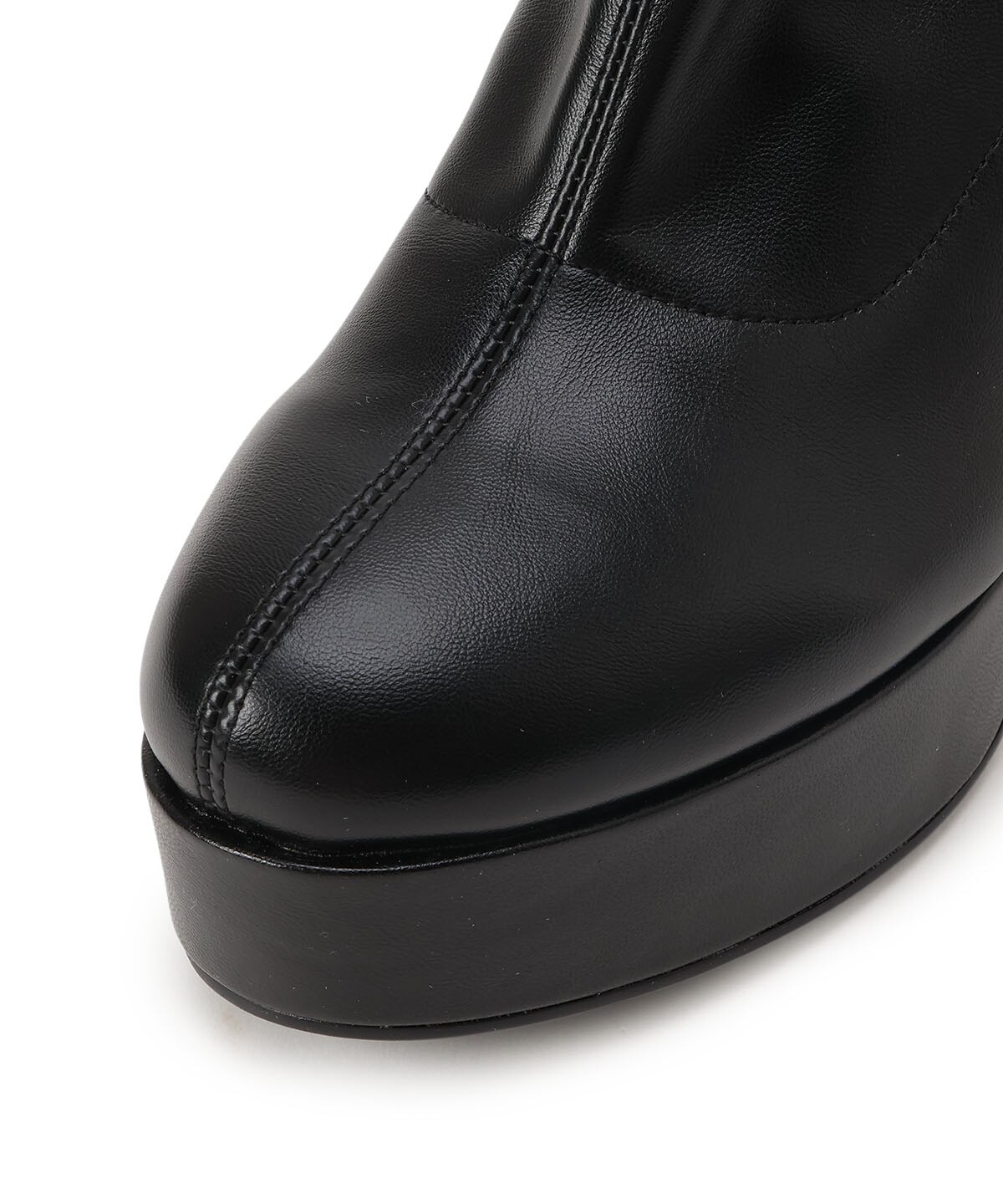 タイツショートブーツ