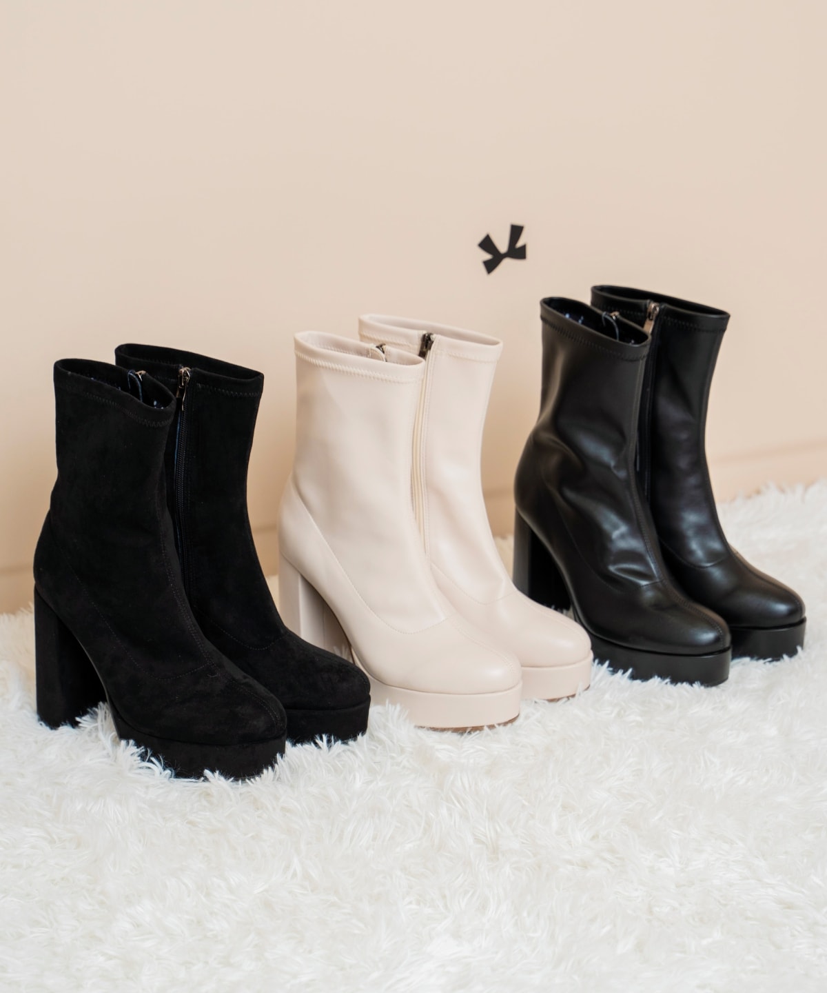 タイツショートブーツ