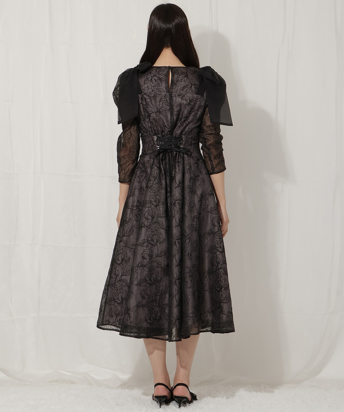 フラワー刺繍肩リボンドレス